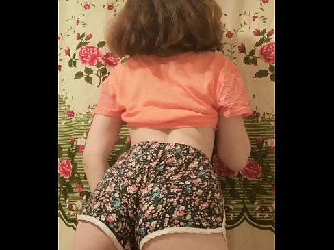 ❤️ Nwa ọhụrụ sexy na-eyipụ uwe mkpirisi ya na igwefoto ❤❌ na%ig.xxxner.ru ﹏